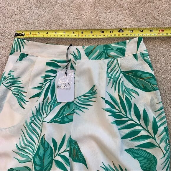 J.O.A. New with tag Printed Ivory green Wide - Picture 12 of 16